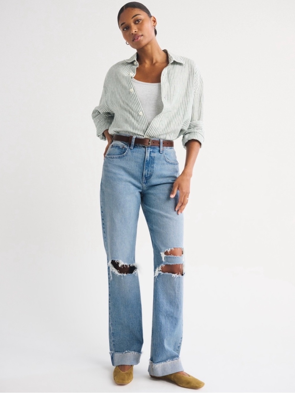 Abercrombie & Fitch Curve Love High Rise 90s Relaxed
Jean